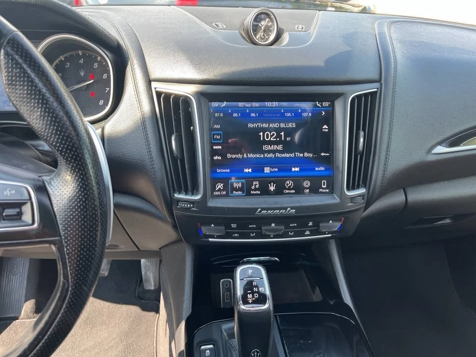 2020 Maserati Levante - Image 13 of 20