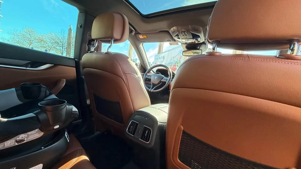 2020 Maserati Levante - Image 9 of 18