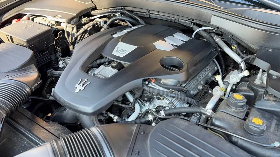 2020 Maserati Levante - Image 2 of 18