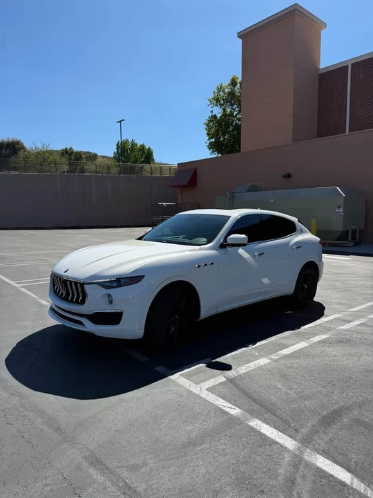 2020 Maserati Levante - Image 4 of 19