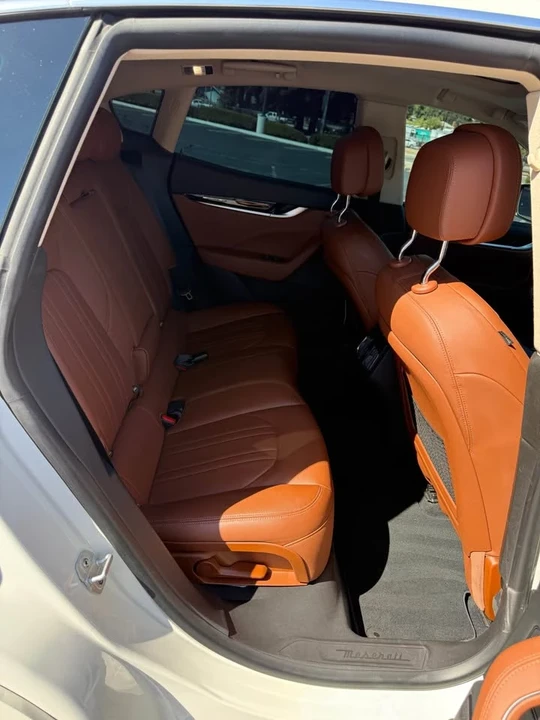 2020 Maserati Levante - Image 12 of 19