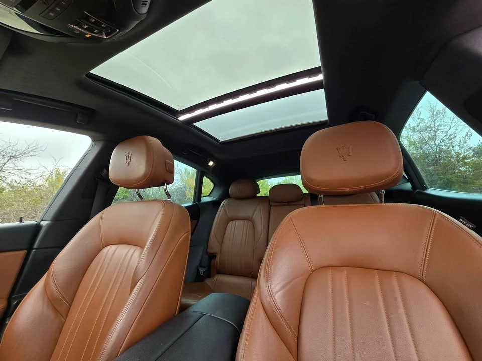 2020 Maserati Levante - Image 16 of 17