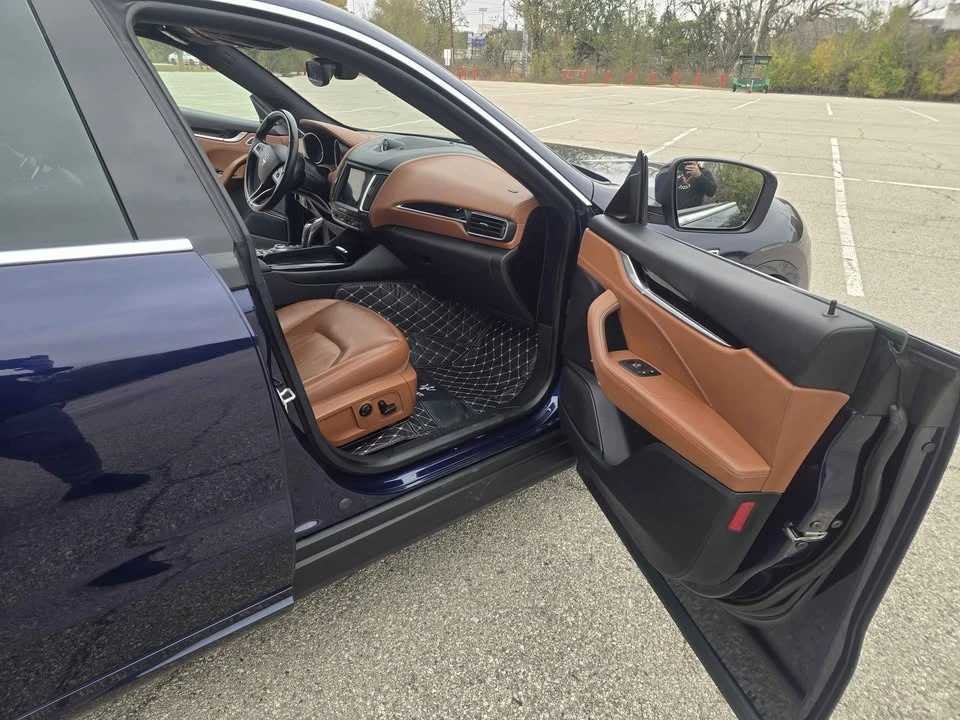 2020 Maserati Levante - Image 7 of 17
