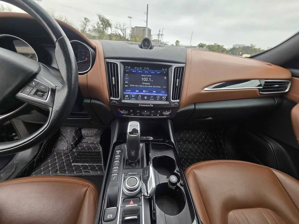 2020 Maserati Levante - Image 12 of 17
