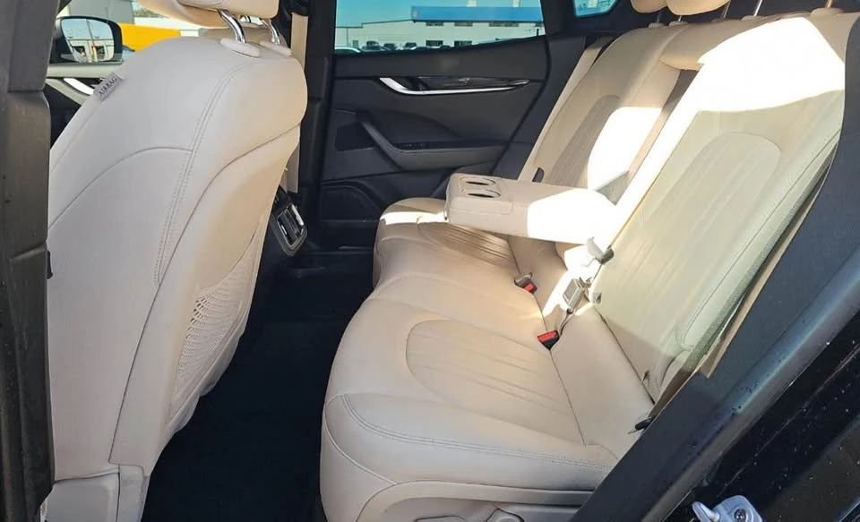 2020 Maserati Levante - Image 7 of 10
