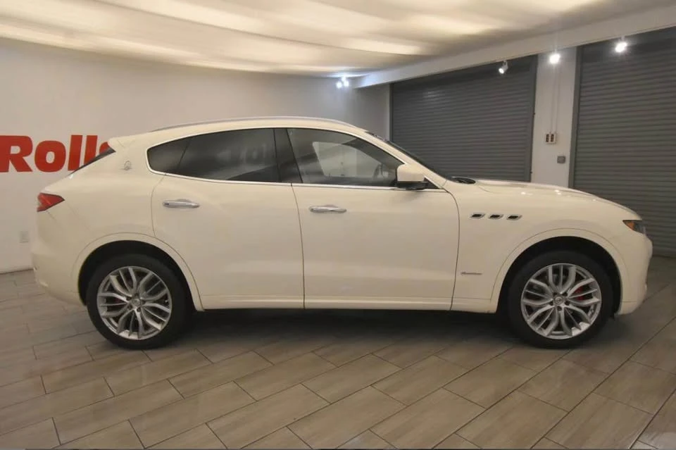 2020 Maserati Levante - Image 5 of 16