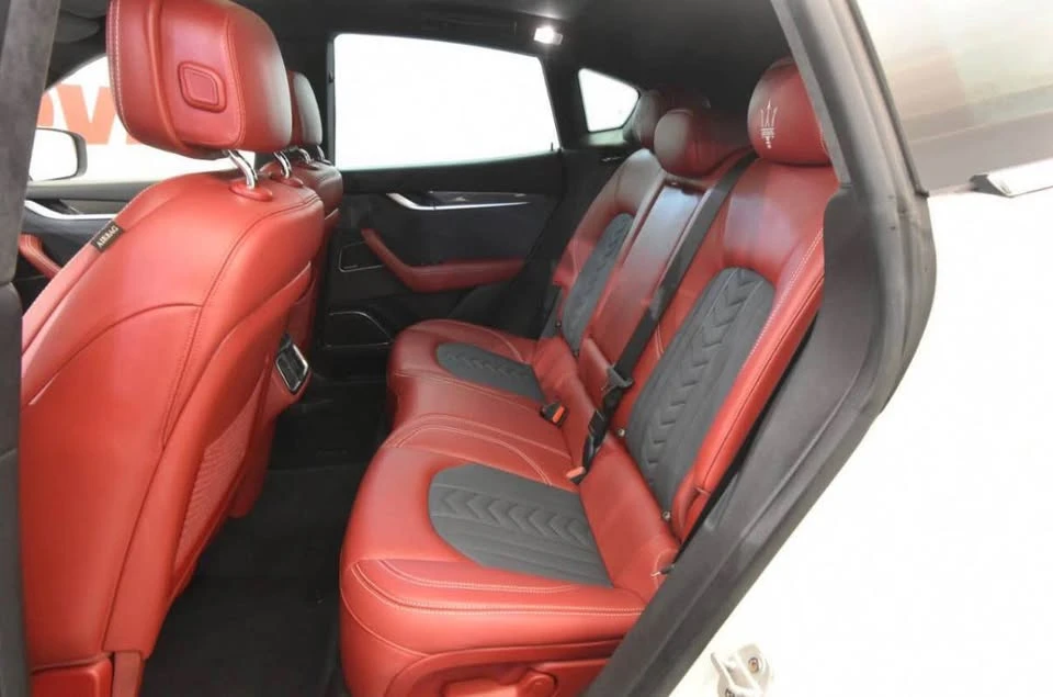 2020 Maserati Levante - Image 11 of 16