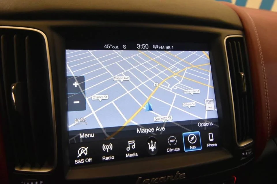 2020 Maserati Levante - Image 14 of 16