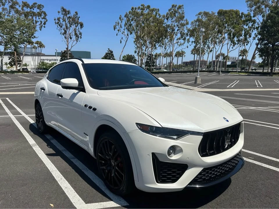 2020 Maserati Levante - Image 5 of 10