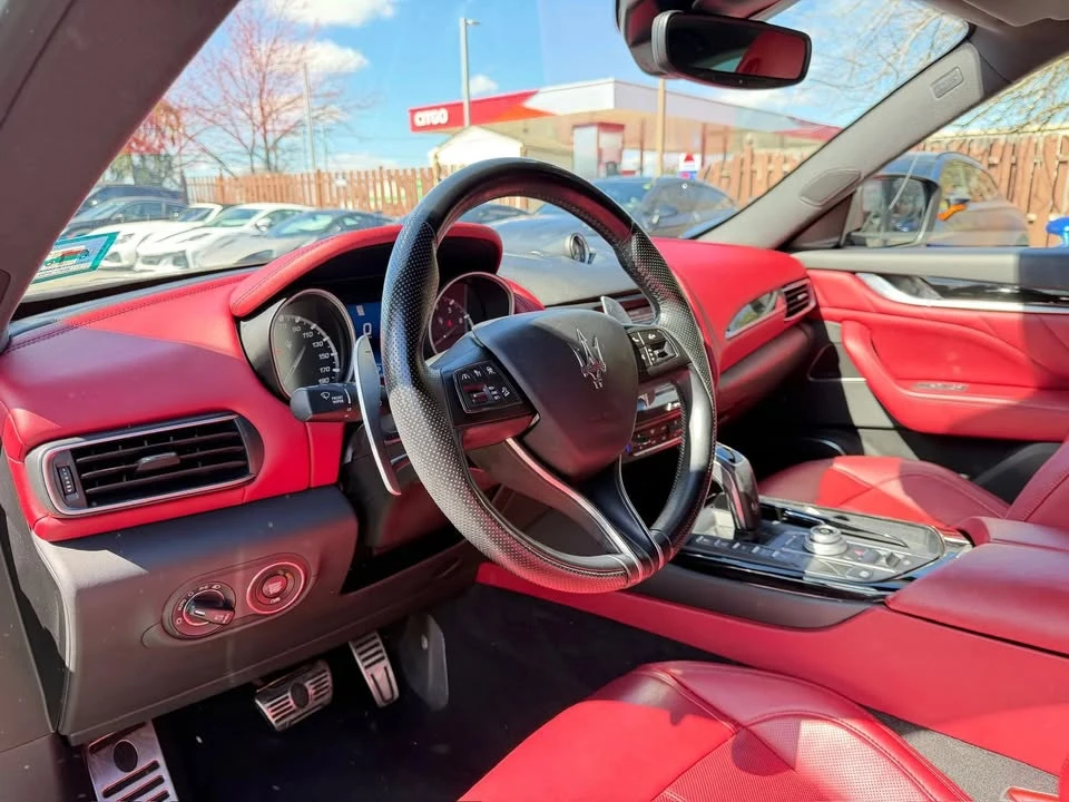 2020 Maserati Levante - Image 4 of 8