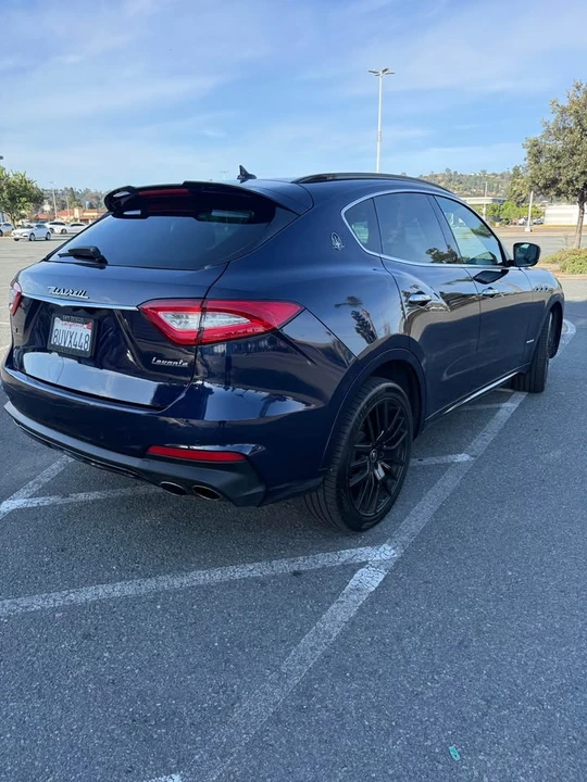 2020 Maserati Levante - Image 7 of 16