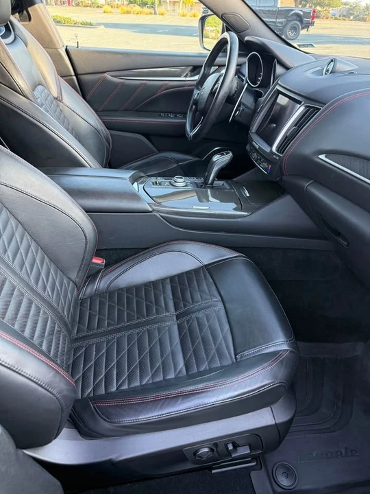 2020 Maserati Levante - Image 12 of 16