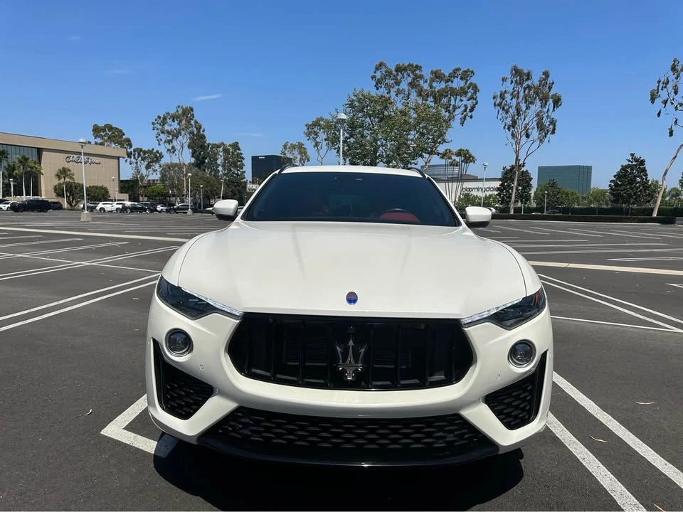 2020 Maserati Levante - Image 4 of 11