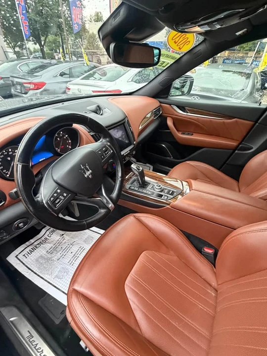 2020 Maserati Levante - Image 6 of 10