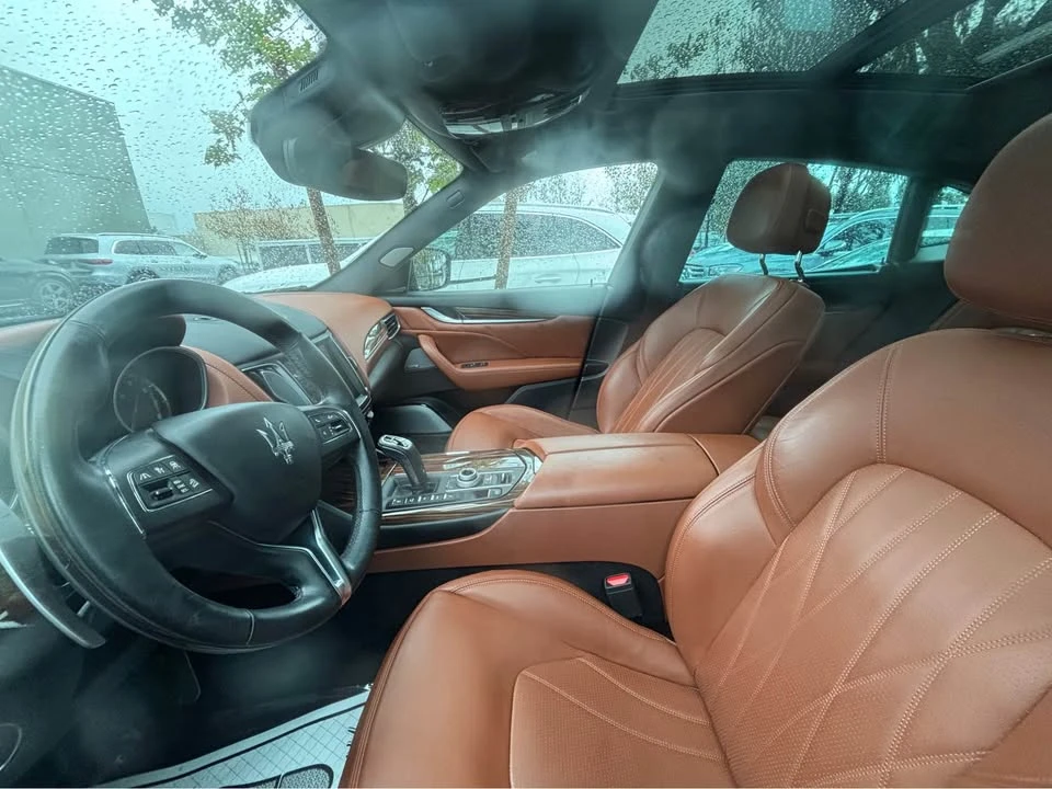 2020 Maserati Levante - Image 3 of 5