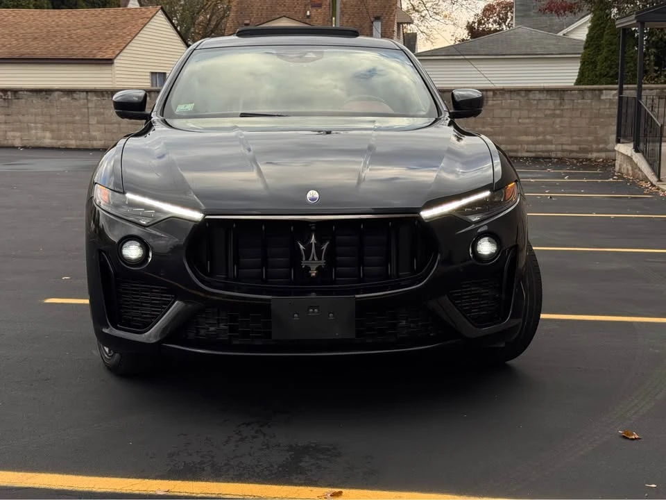 2020 Maserati Levante - Image 2 of 14