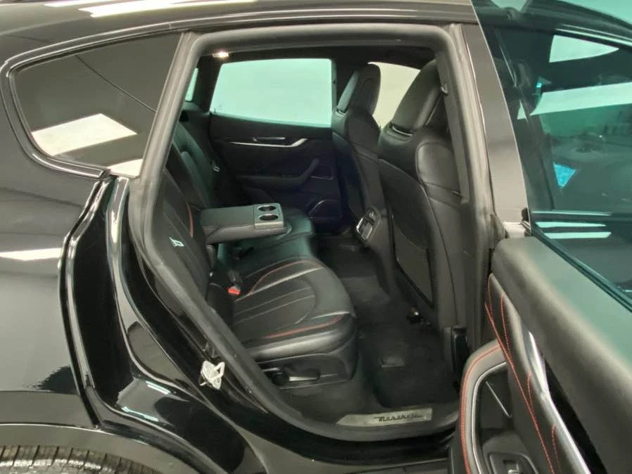 2020 Maserati Levante - Image 15 of 18
