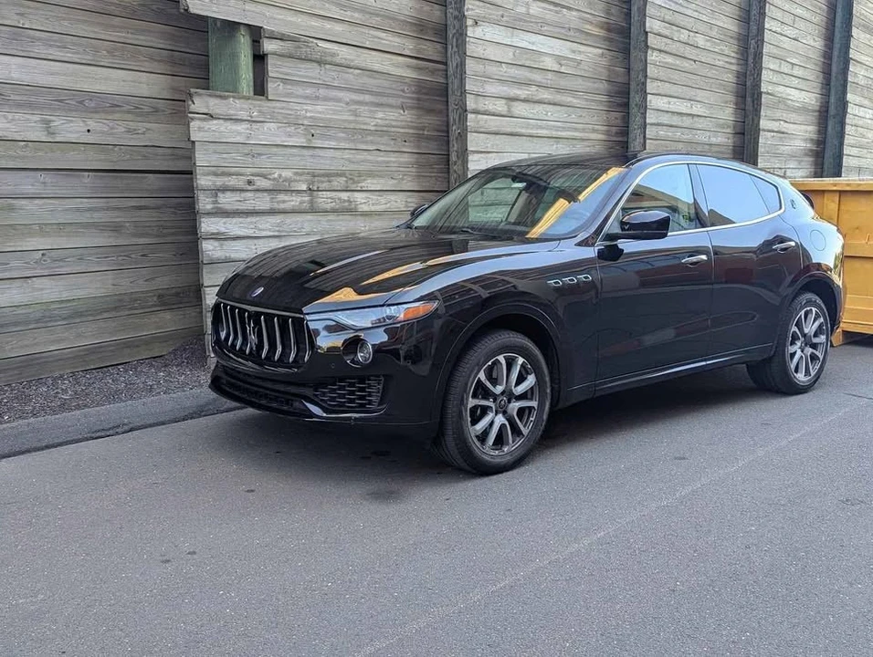 2020 Maserati Levante - Image 2 of 4