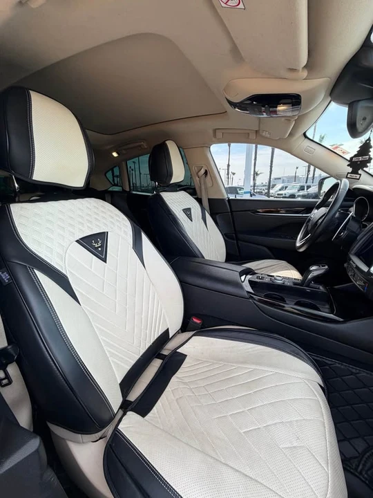 2020 Maserati Levante - Image 7 of 11