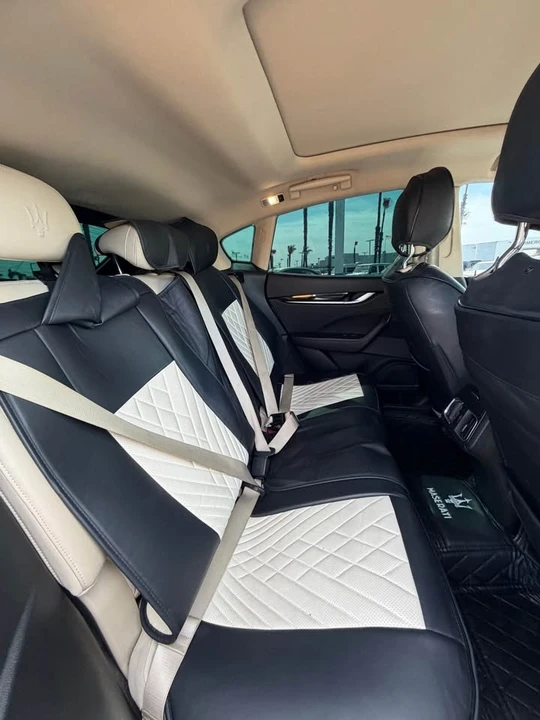 2020 Maserati Levante - Image 6 of 11