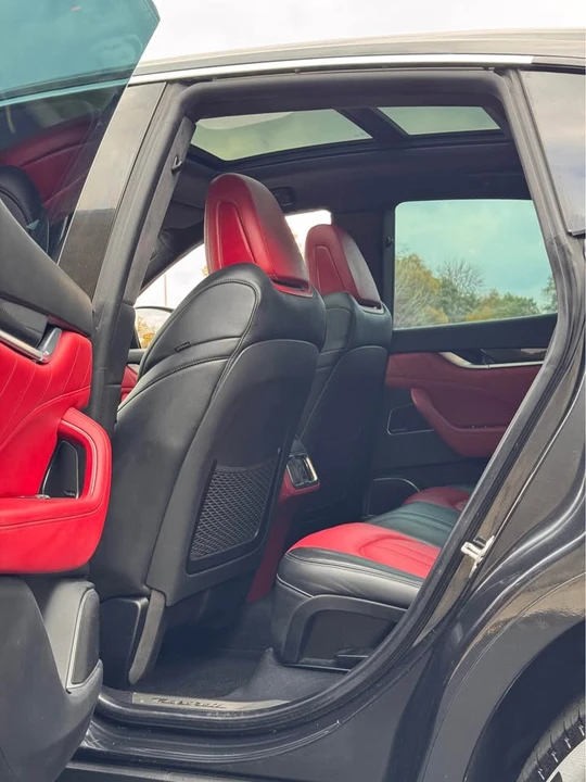 2020 Maserati Levante - Image 9 of 13