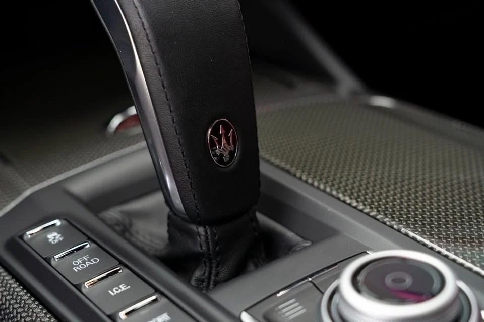 2020 Maserati Levante - Image 18 of 20