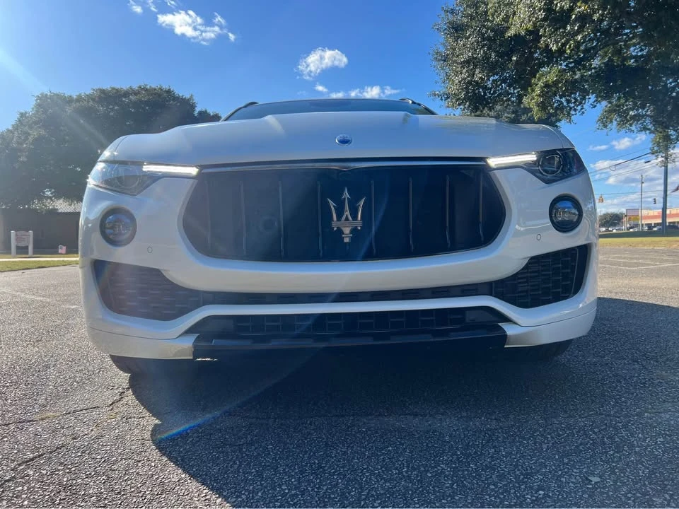 2020 Maserati Levante - Image 9 of 11