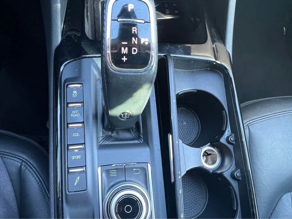2020 Maserati Levante - Image 5 of 11