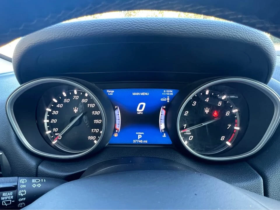 2020 Maserati Levante - Image 7 of 11