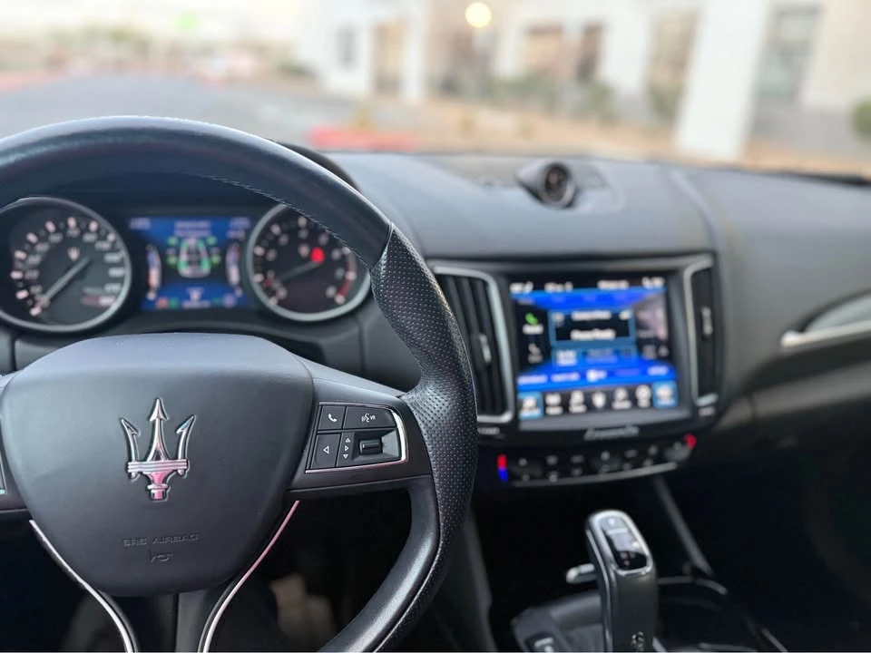 2020 Maserati Levante - Image 8 of 9
