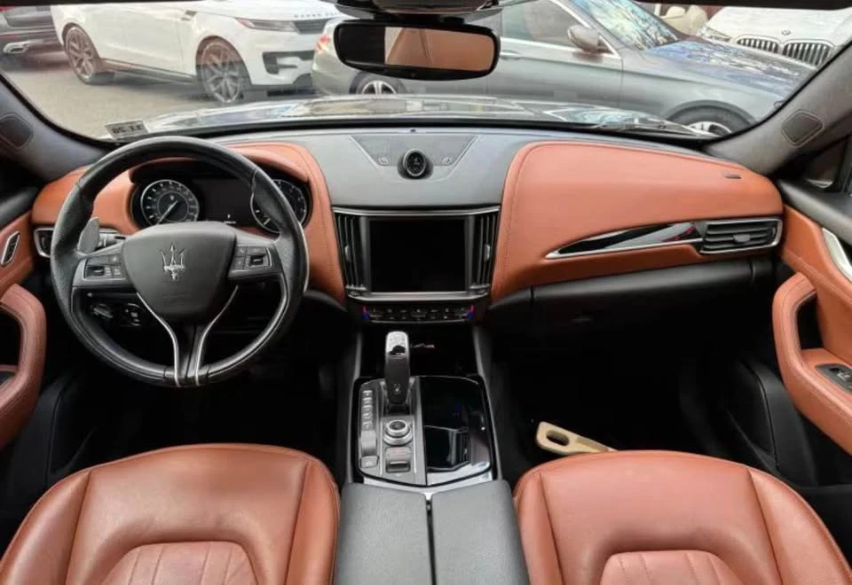 2020 Maserati Levante - Image 6 of 12