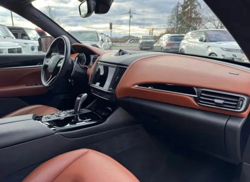 2020 Maserati Levante - Image 7 of 12