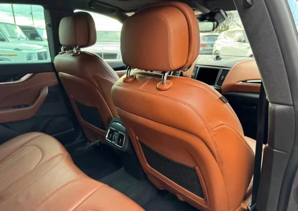 2020 Maserati Levante - Image 9 of 12
