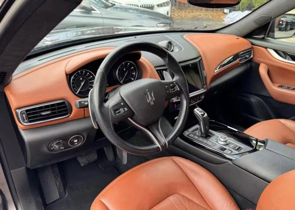 2020 Maserati Levante - Image 11 of 12