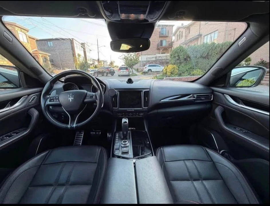 2020 Maserati Levante - Image 3 of 4