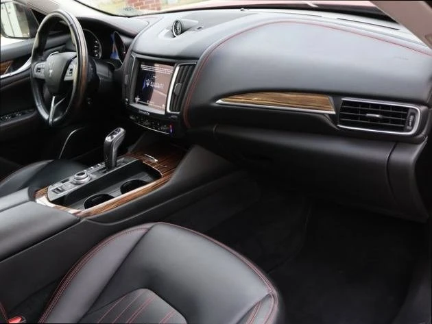 2020 Maserati Levante - Image 11 of 19