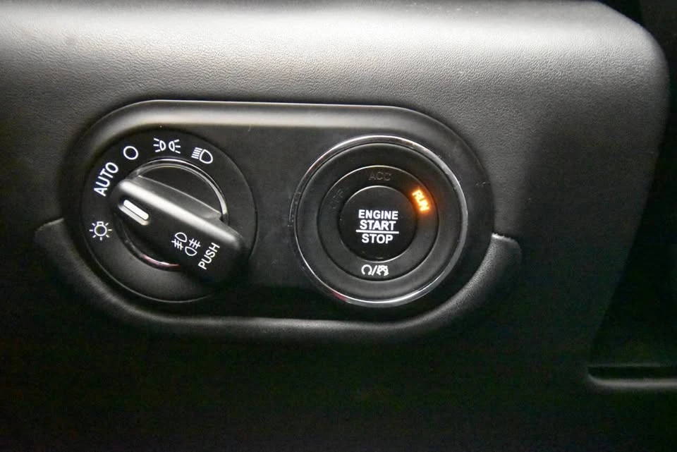 2020 Maserati Levante - Image 17 of 20