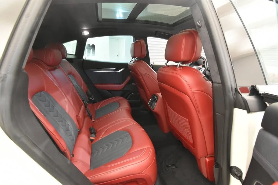 2020 Maserati Levante - Image 13 of 20