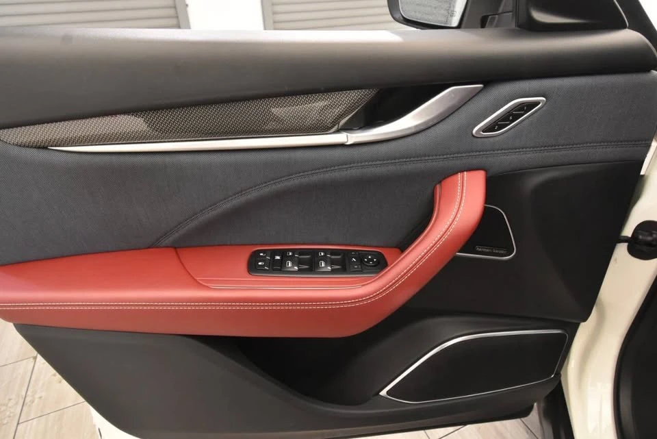 2020 Maserati Levante - Image 11 of 20