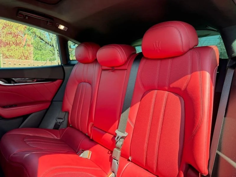 2020 Maserati Levante - Image 16 of 18