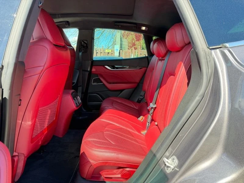 2020 Maserati Levante - Image 15 of 18