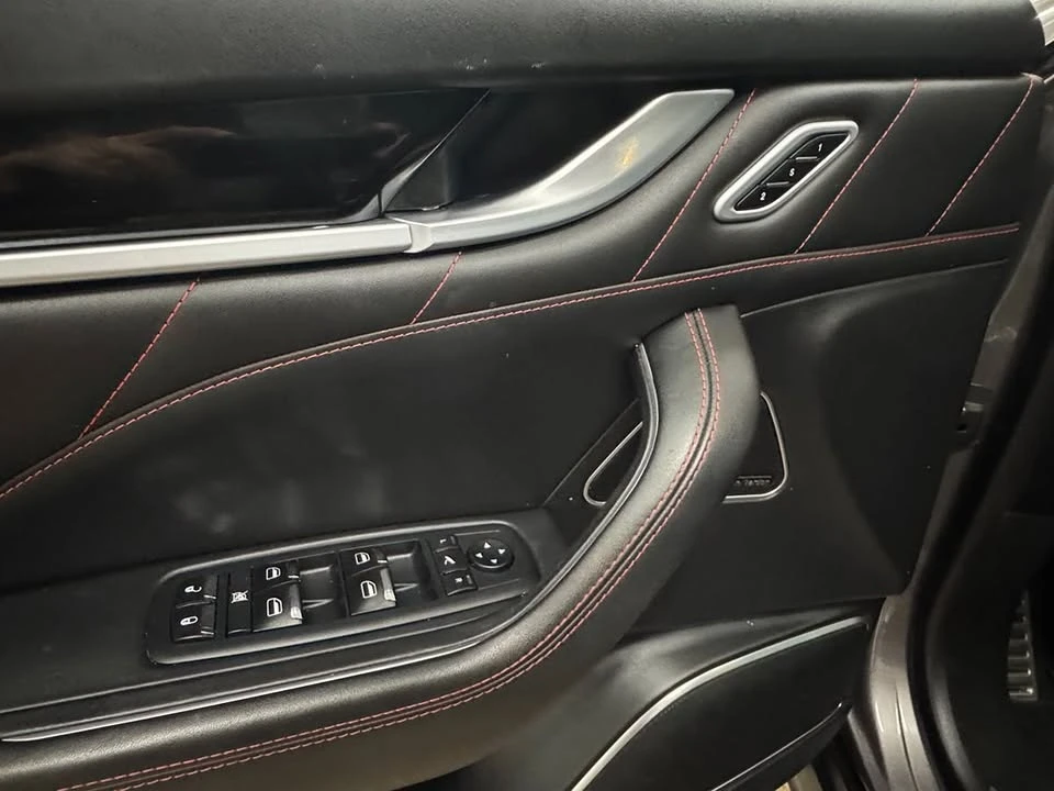 2020 Maserati Levante - Image 9 of 19