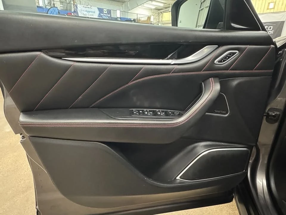 2020 Maserati Levante - Image 8 of 19
