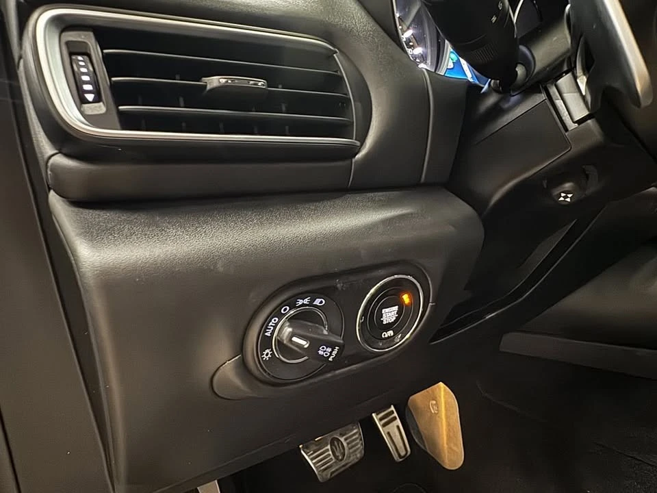 2020 Maserati Levante - Image 12 of 19
