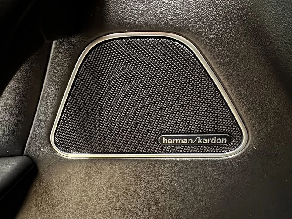 2020 Maserati Levante - Image 11 of 19