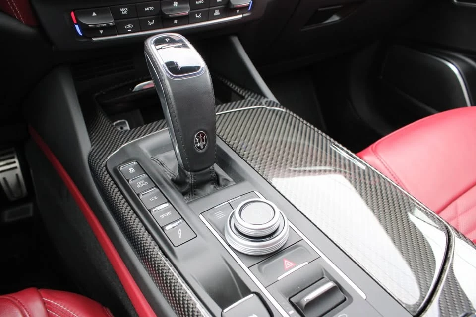 2020 Maserati Levante GTS - Image 19 of 20