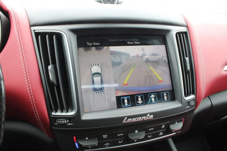 2020 Maserati Levante GTS - Image 15 of 20