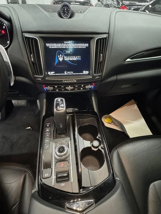 2020 Maserati Levante - Image 15 of 17