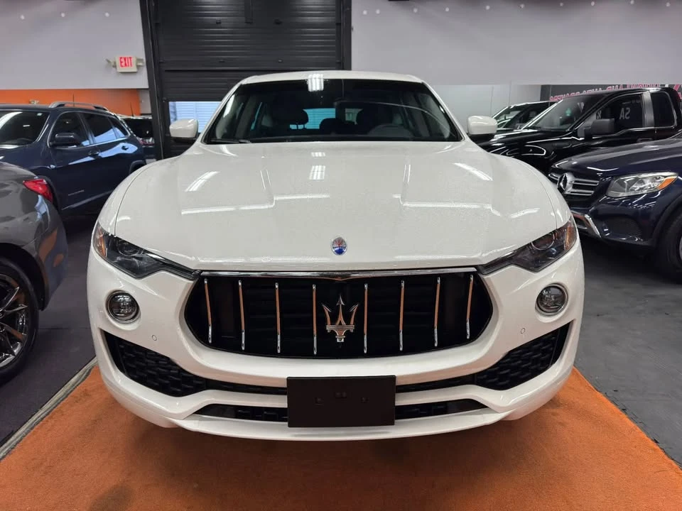 2020 Maserati Levante - Image 2 of 17