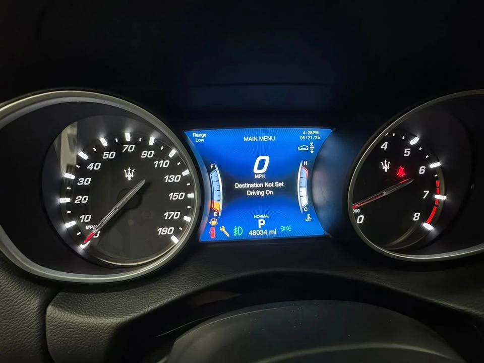 2020 Maserati Levante - Image 12 of 17